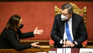 Draghi furioso con la Lamorgese per il caos green pass: mossa inutile e pericolosa