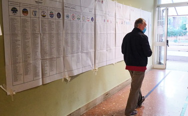 Seggi deserti nella Capitale, sindaco di Roma scelto da 4 gatti