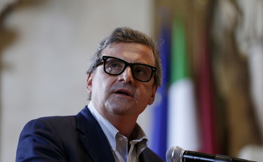 Il Pd è un problema per Gualtieri, il retroscena di Calenda su Roma