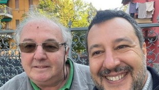 Se fai il selfie con Salvini, per l'Avis non puoi donare sangue