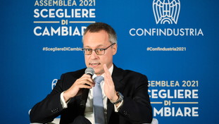 Parole gravissime e incostituzionali: si accende la miccia tra la politica e Confindustria