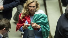 Ecco le scuole clandestine per le famiglie no vax. Biancofiore denuncia lo scandalo