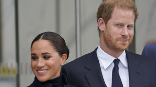 Meghan Markle infrange la neutralità, così rischia il titolo di duchessa