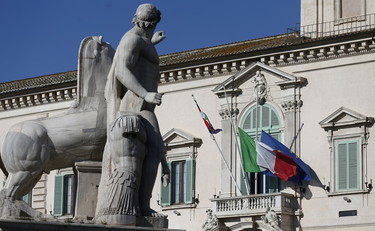Centrodestra, tutti i retroscena della battaglia per il Quirinale