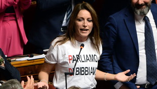 A Bibbiano il sistema c'era: arriva la prima condanna. Silenzio glaciale di Letta e Di Maio