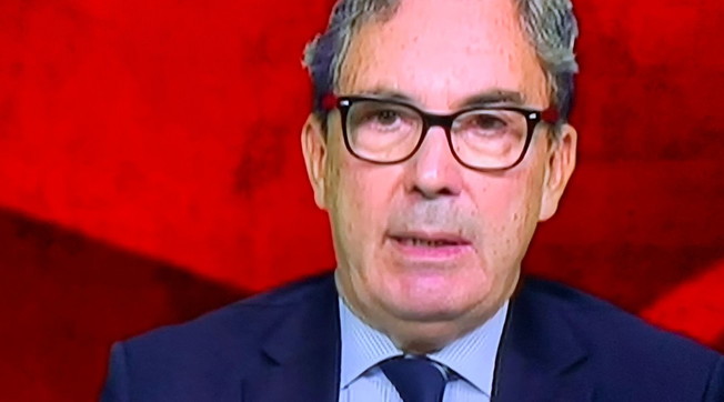 Terza dose per tutti, la profezia di Clementi non dà scampo