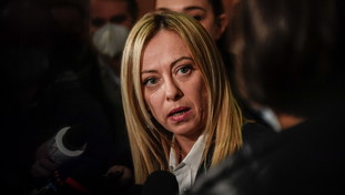 Meloni denuncia: “Siamo un problema per l'Italia di oggi”. Sul vaccino bordate a Ue e Speranza