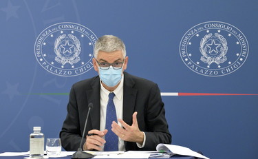 Lotta al Covid, Natale salvo con la terza dose