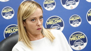 La Meloni fa sul serio: valanga di firme per sfiduciare la Lamorgese