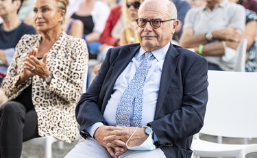 Scontro sul vaccino ai bambini. Galli va su tutte le furie in tv: Basta, stai zitta