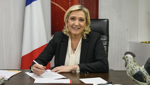 La nuova destra? In Francia. Le Pen prepara la scalata e Macron rischia il ko