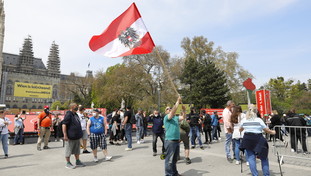 L'Austria annienta i no-vax: la mossa definitiva per vincere la guerra col Covid