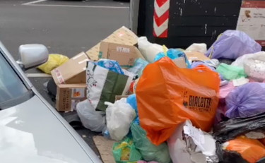 Emergenza rifiuti a Roma, Gualtieri come la Raggi: il piano straordinario fa flop