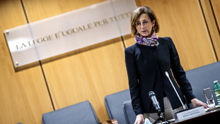 La vergogna del femminicidio. Troppe vittime nel 2021, le leggi non fermano i delitti