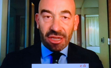 Un milione di nuovi vaccinati, la profezia di Bassetti sul super green pass