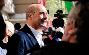 Variante omicron, più controlli alle frontiere, Zingaretti si sveglia