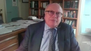 L'ira del prof. Galli in tv: ammutolisce la mamma no vax, l'unica vera cifra terrificante