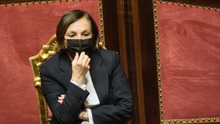 Pure i sindacati sbugiardano la Lamorgese: farsa imbarazzante, soluzione arruffata