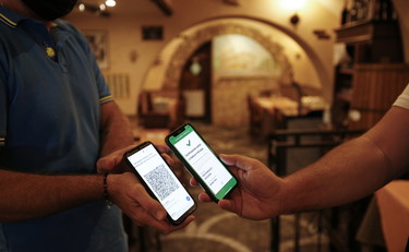 In Vallonia è illegale, il tribunale dichiara guerra al green pass