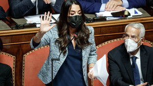 L'emendamento sul cambio sesso spacca Forza Italia. Il trionfo della Ronzulli dopo il caos