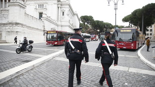 Prepararsi per un Natale in zona arancione, ecco dove. Mezza Italia in giallo durante le feste