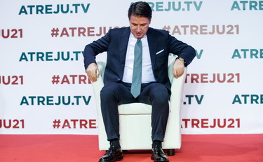 Conte senza un euro dalla politica e dal M5S: Faccio il leader a mie spese