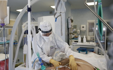 Dieci volte più frequente. Covid, chi è condannato: l'ultimo studio sui contagi