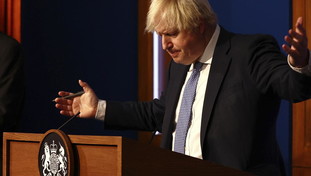 Gestione fallimentare della pandemia. Il rapporto che accusa Boris Johnson