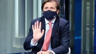 Sileri caccia i no vax dal cenone: A casa mia non entrano