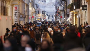 I flussi sono chiari Cosa scappa a Zingaretti, il Lazio scivola in zona gialla