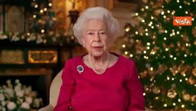 L'omaggio della regina Elisabetta al principe Filippo nel discorso di Natale