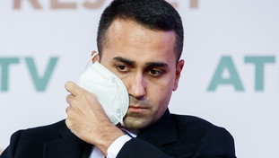 Di Maio e la grana radici: neanche lui risolverà il problema della Farnesina