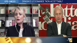 “Vaccini mai visti, durano 3 mesi”. Scontro tra Travaglio e l'immunologa Viola: non è come l'influenza