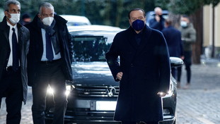 Il piano di Berlusconi per il Colle. Una frase per ognuno, scatta la caccia al voto