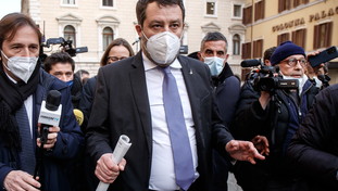 Il centrodestra trova la quadra nella notte: voterà la Casellati al quinto scrutinio