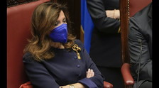 Faida in Forza Italia: chi sfotte la Casellati su Twitter e l'amico storico che diserta il voto