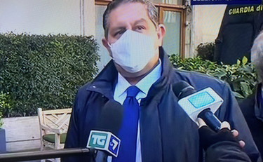 Occhio al blitz per Mattarella bis, Toti mette in guardia sul Quirinale