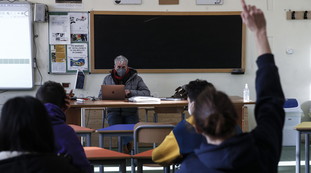 In classe con le nuove regole, a scuola scoppia la rivolta