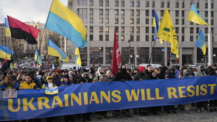 “La terza guerra mondiale”. L'angoscia del conflitto Usa-Russia terrorizza tutta la Terra