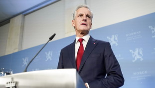 La Norvegia torna all'era pre-Covid: niente isolamento per i positivi. E vaccinano meno di noi