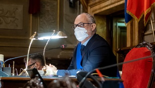 Il comune di Roma butta 10 milioni per contare le buche: appalto a peso d'oro