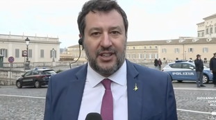 Problemi profondi? Salvini replica alla Meloni su migranti e green pass. Il centrodestra alla resa dei conti