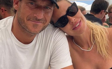 Dagospia rilancia: Totti non ha smentito nulla. Cambi social media manager e stylist