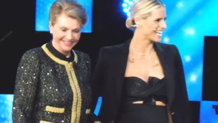 Eros Ramazzotti mi ha fermata. Michelle Hunziker, adesso parla anche mamma Ineke