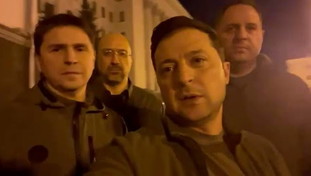 L'attore #Zelensky? Una pedina per #Putin. L'atroce sospetto del generale #Mini