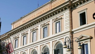 Paziente oncologica dirottata sul privato, bufera sull'Umberto I. Scatta l'inchiesta