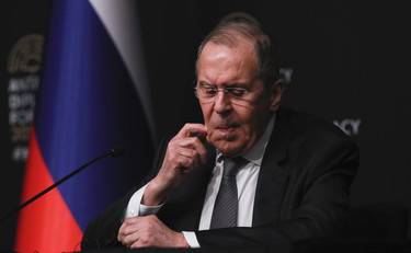 Nell'ospedale c'era il battaglione Azov, la bomba russa su Mariupol