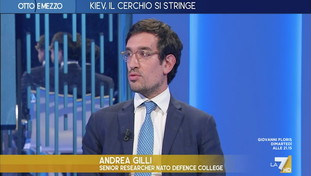 Dalla Nato gelano l'Ucraina: “No fly zone non necessaria. Non possiamo rassicurarli, è un dramma”