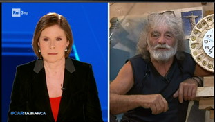 Il dolore di Corona per la guerra e per Fedez: “Darei un rene per vederlo guarito”