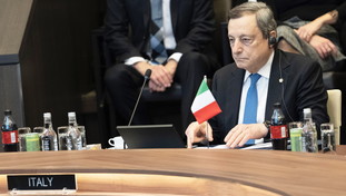 Draghi a Putin: parliamo di pace. Primo confronto su negoziati, gas e cessate il fuoco